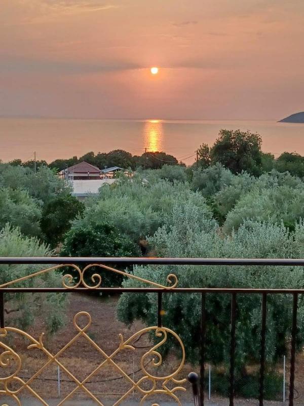Byzantinon Hotel ليونِذيو المظهر الخارجي الصورة